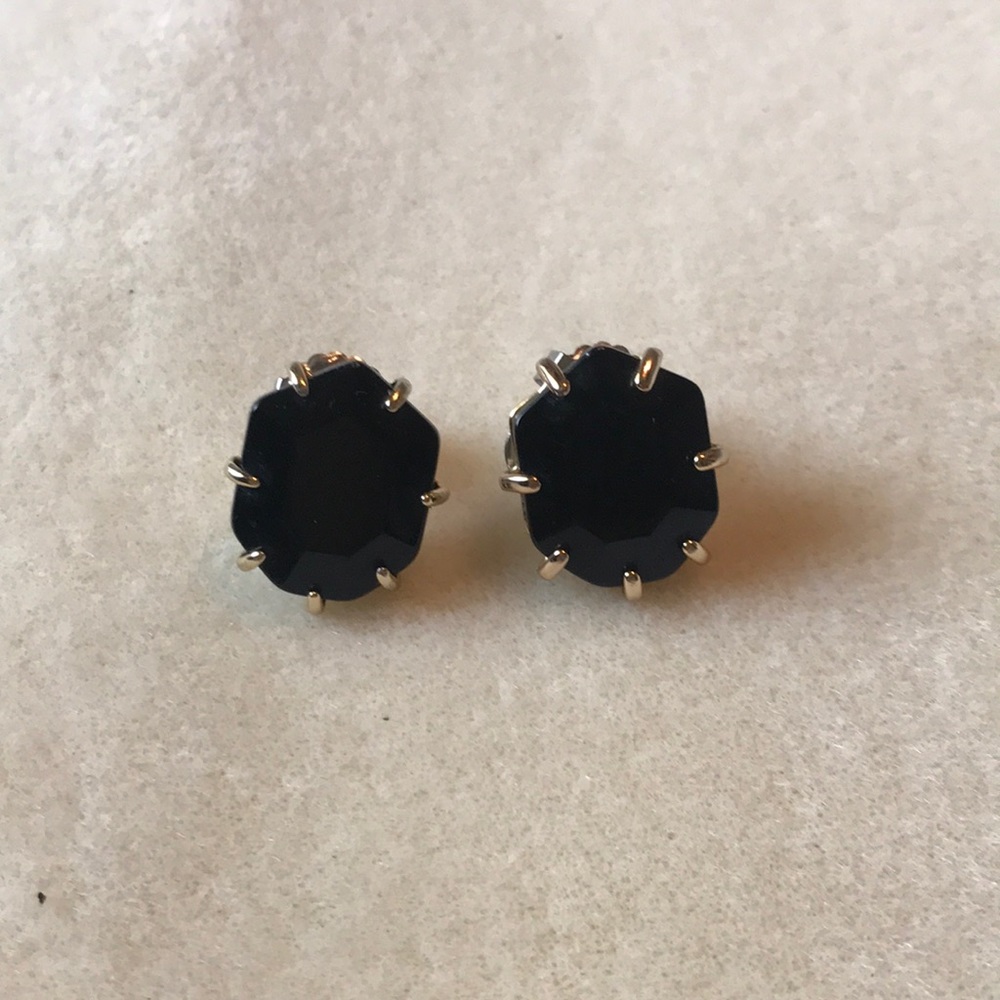 Kendra Scott earrings